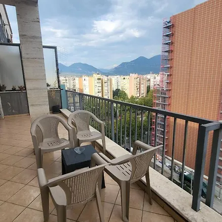Apartment With Balcony And View Tirana
